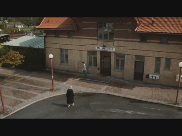 Hundraåringen som klev ut genom fönstret och försvann Fragma