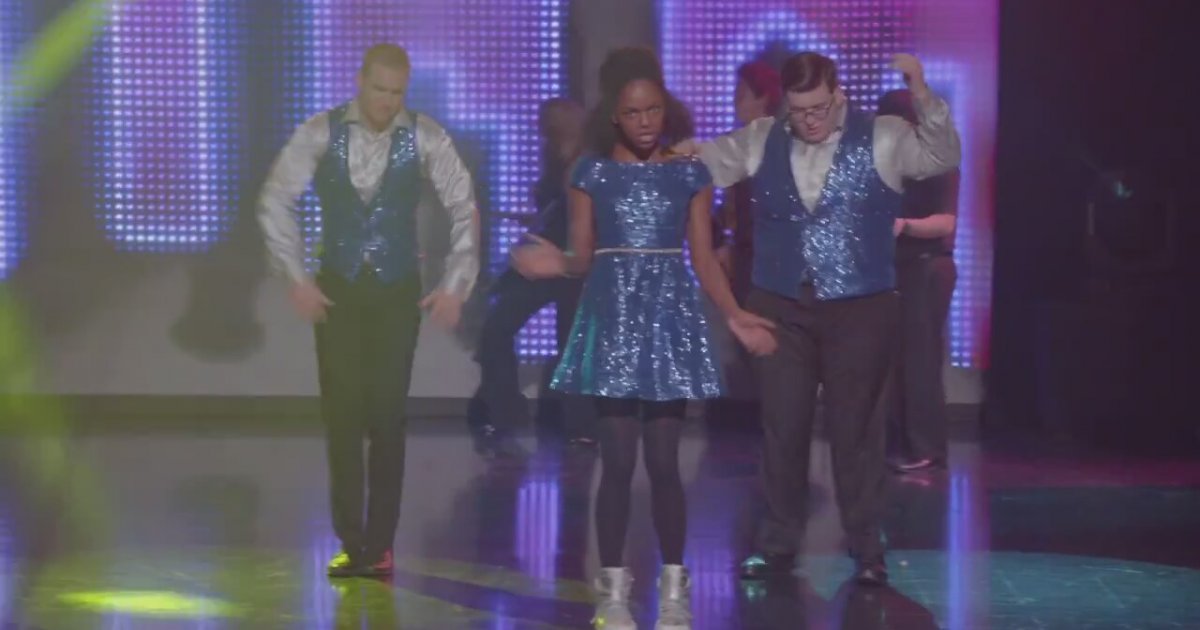 Glee - Uptown Funk | Ä°zlesene Video